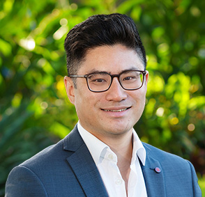 Dr Sean Nguyen